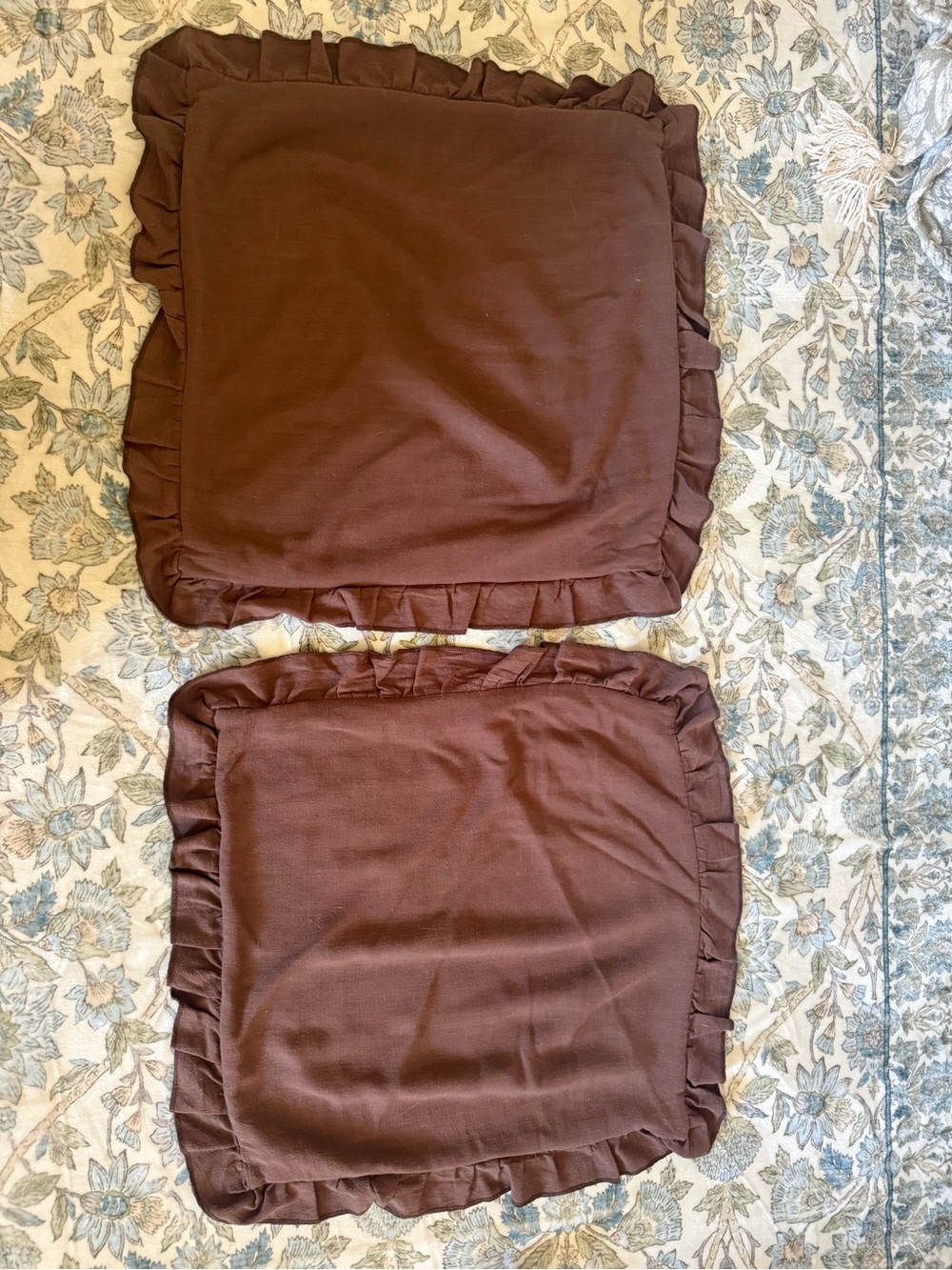 Set of 2 Ruffled Brown Square Pillow Covers